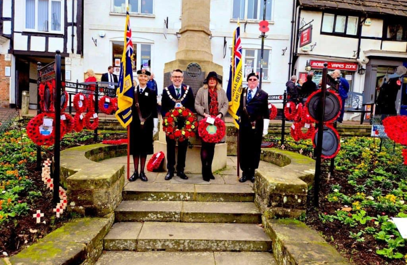 Mims Davies MP joins East Grinstead for Armistice Day