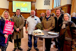 Mims Davies MP speaks with local farmers on Labour introducing inheritance tax