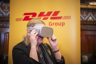 Mims Davies MP joins DHL Parliamentary Drop In